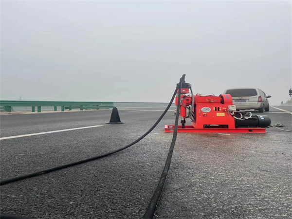 古田马路路基路面开裂下沉注浆加固灌浆